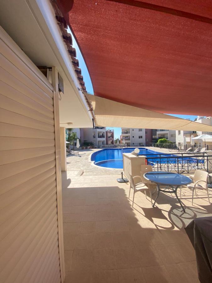Beautiful Apartment Near The Sea And A Large Private Garden Paphos Eksteriør bilde